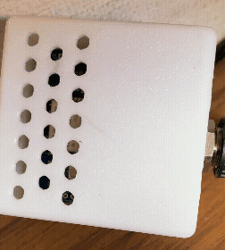 NMEA2000 data is received (flashing green) but no Watch is connected (flashing blue)